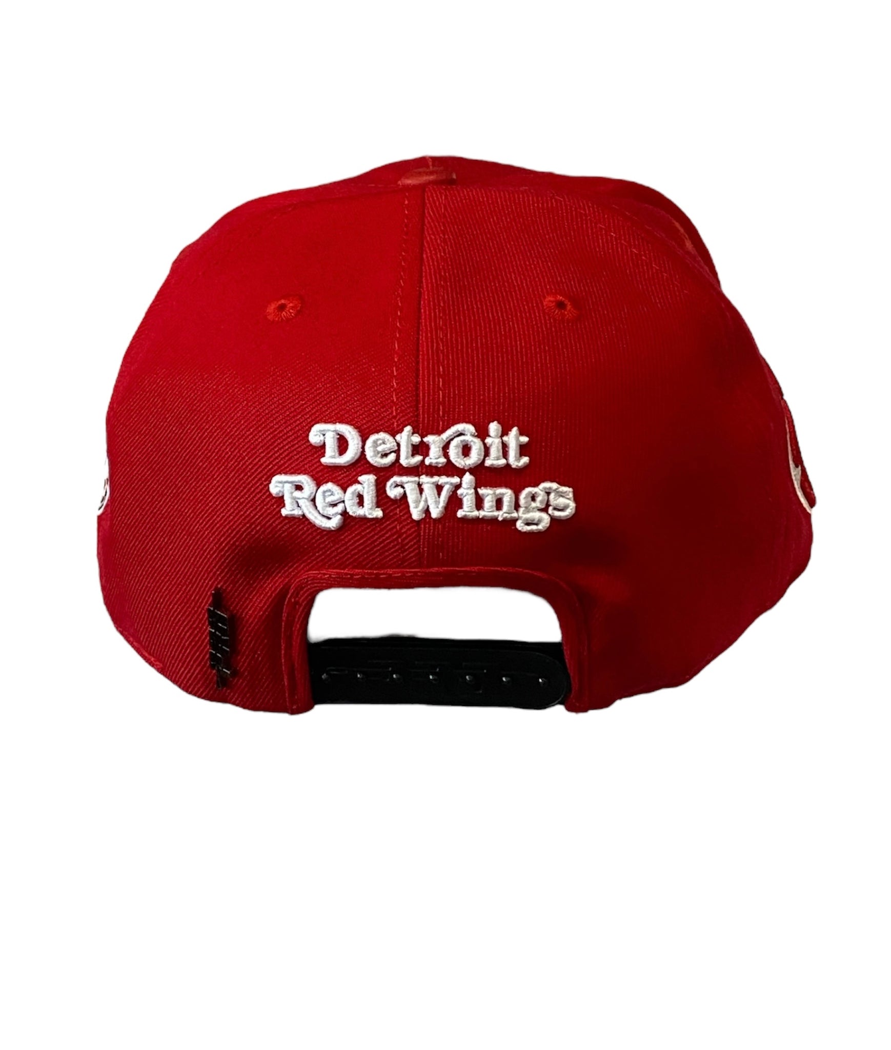 Pro Red Wings Detroit Logo Embroidered Snapback Red