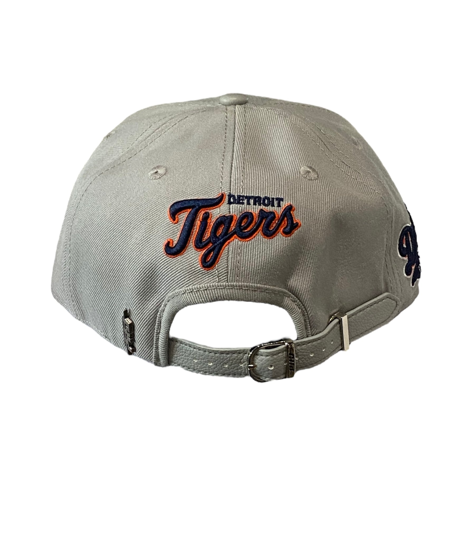 Pro Tigers Old English D Strapback Gray