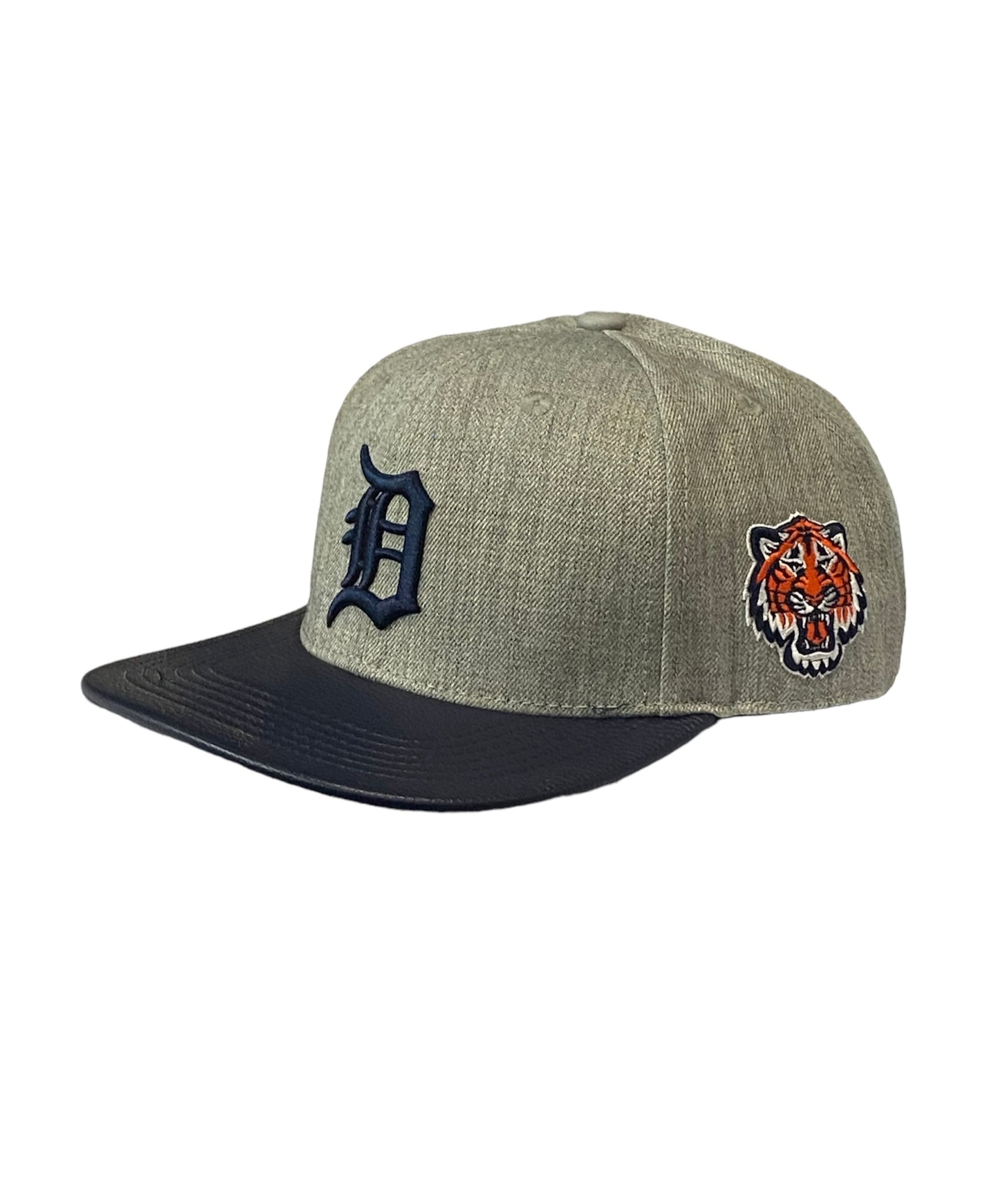 Pro Tigers AL Logo Strapback Gray